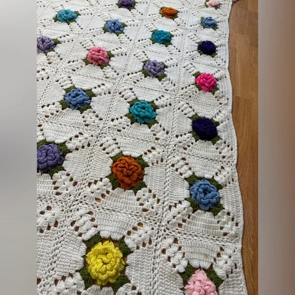 Vintage Crochet Afghan Blanket 3D Rose Throw Handmade Granny Square Fringed